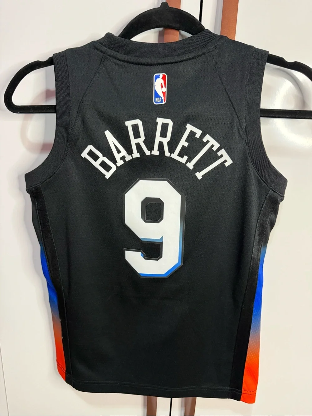NBA New York Knicks Barrett #9 Youth size S Jersey